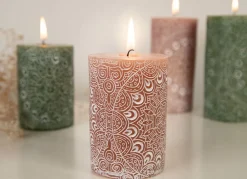 TP Stumpenkerze Mit Mandala-Pragung 7X10Cm New
